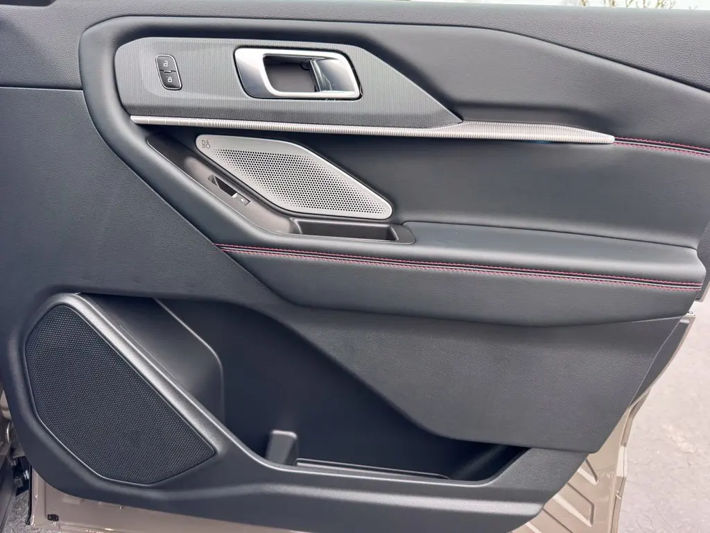 2026 Ford Explorer - $52,675