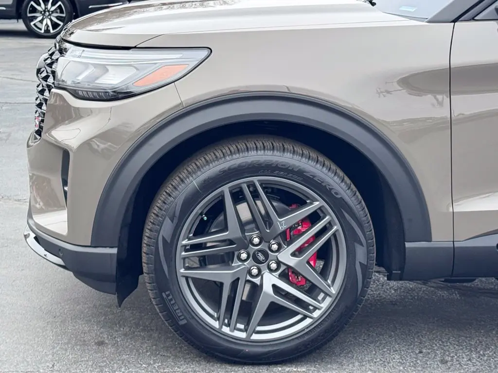 2026 Ford Explorer - $52,675