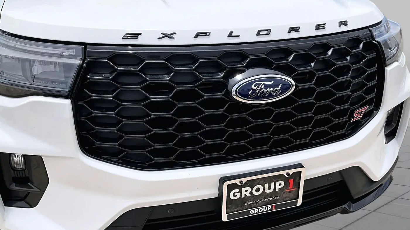 2025 Ford Explorer ST