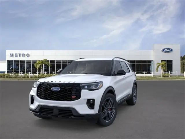 2025 Ford Explorer ST — photo 1 of 12