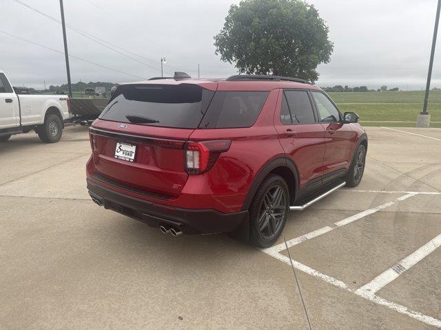 2025 Ford Explorer - $43,900