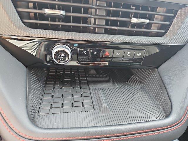 2025 Ford Explorer - $43,900