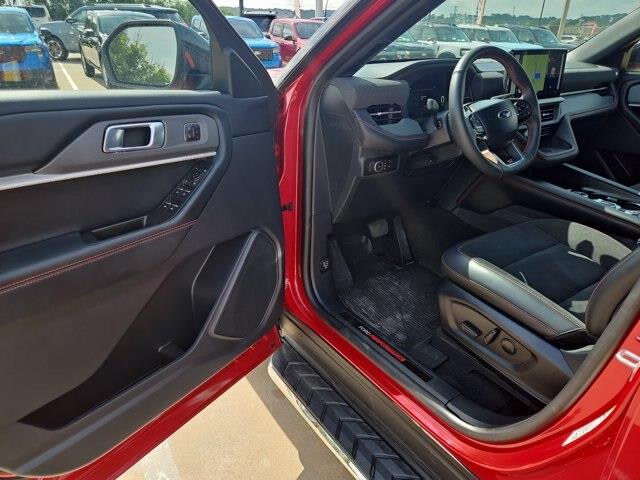 2025 Ford Explorer - $44,900