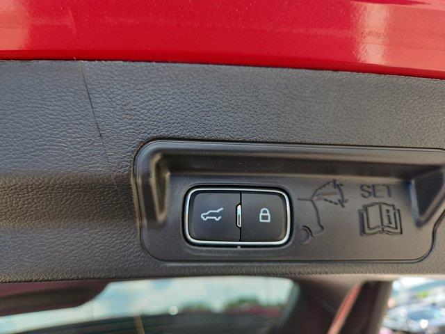 2025 Ford Explorer - $44,900