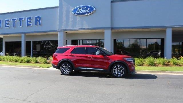 2025 Ford Explorer Platinum