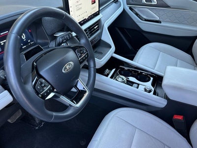Photo of a 2025 Ford Explorer Platinum 4DR SUV for sale