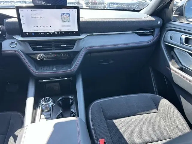 2025 Ford Explorer - $42,250