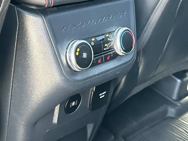 2025 Ford Explorer - $42,250