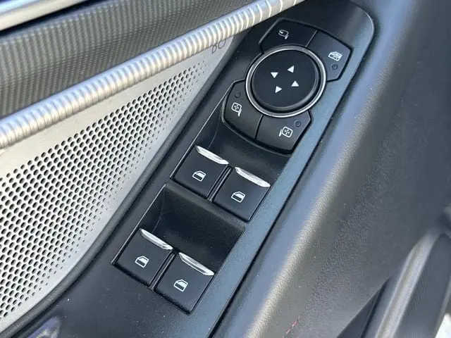 2025 Ford Explorer - $42,250