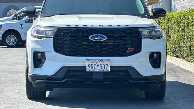 2025 Ford Explorer ST