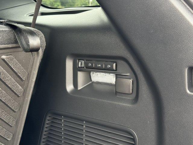 2025 Ford Explorer - $47,988