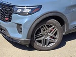 2025 Explorer Thumbnail 9