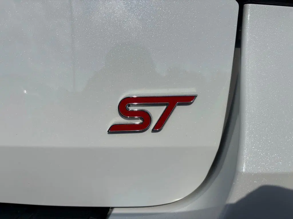 2025 Ford Explorer - $44,995