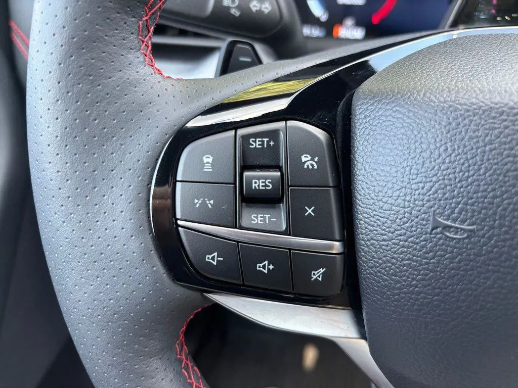 2025 Ford Explorer - $44,995