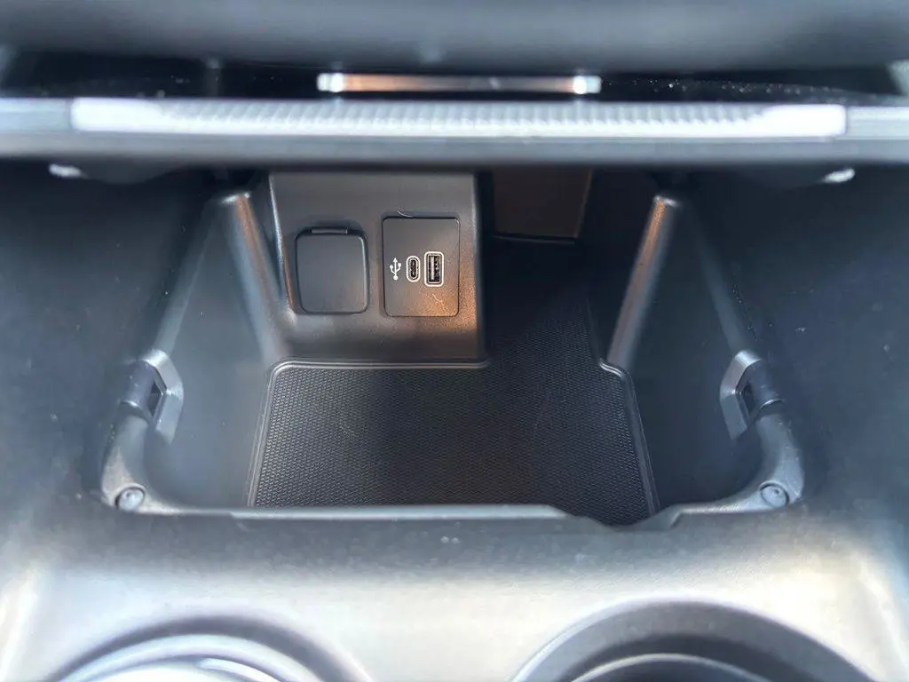 2025 Ford Explorer - $44,995
