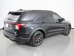 2025 Explorer Thumbnail 15