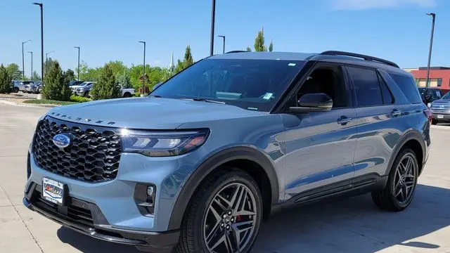 2025 Ford Explorer ST
