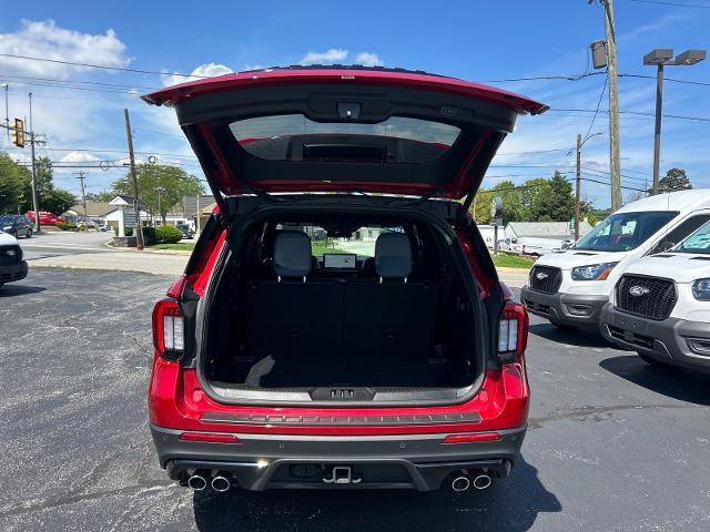 2025 Ford Explorer - $44,595