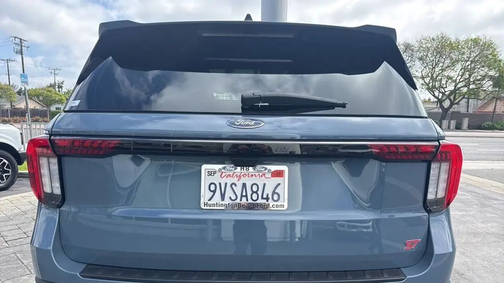 2025 Ford Explorer ST