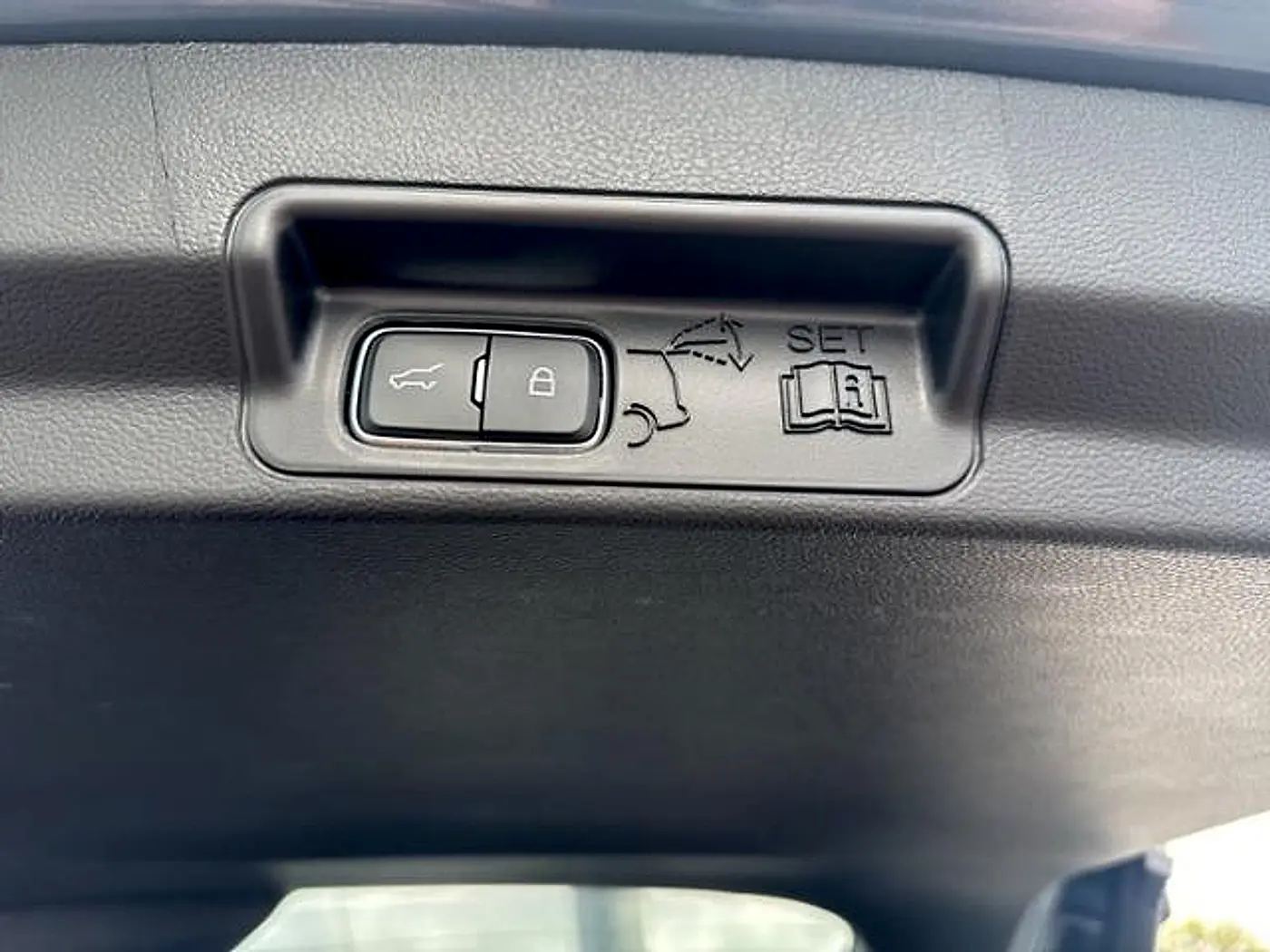 2025 Ford Explorer - $49,990