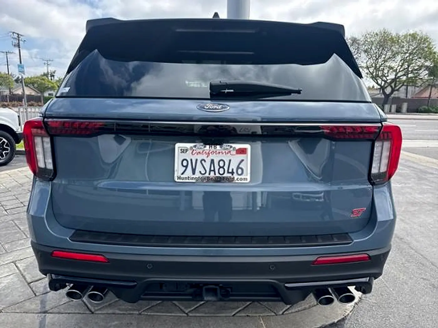 2025 Ford Explorer - $49,990