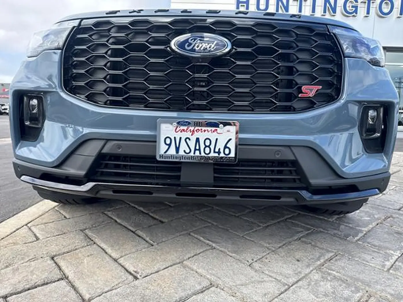 2025 Ford Explorer - $49,990