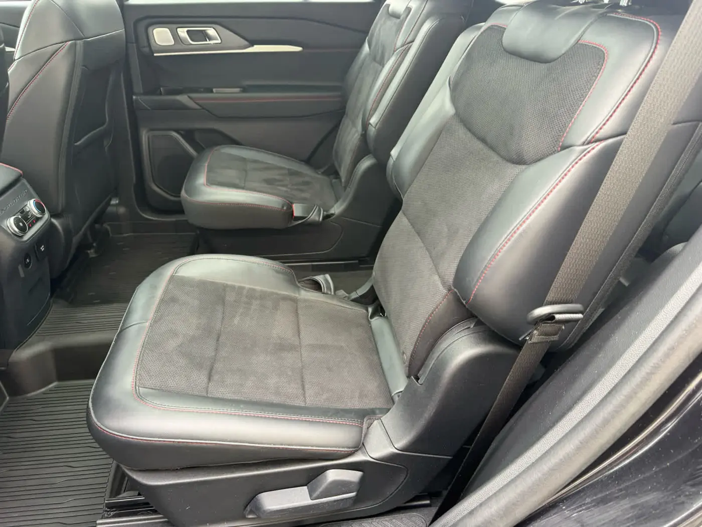 2025 Ford Explorer - $49,910