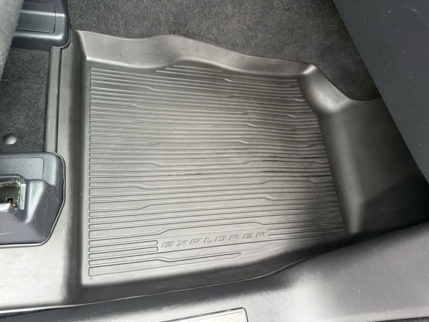 2025 Ford Explorer - $49,910