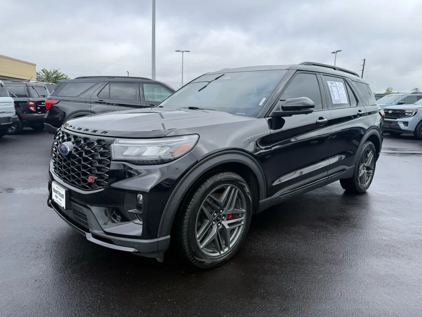 2025 Ford Explorer - $49,910