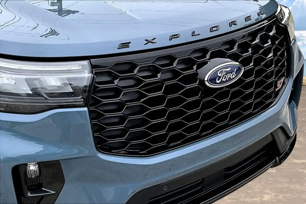 2026 Ford Explorer - $53,850