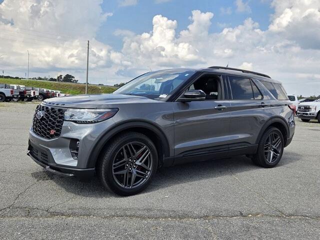2025 Ford Explorer - $46,094