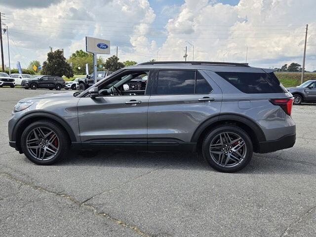 2025 Ford Explorer - $46,094
