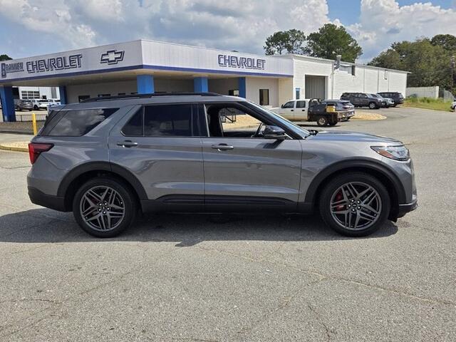 2025 Ford Explorer - $46,094