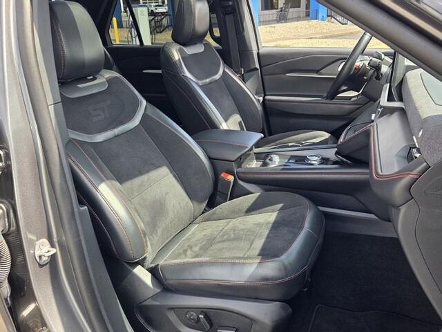 2025 Ford Explorer - $46,094