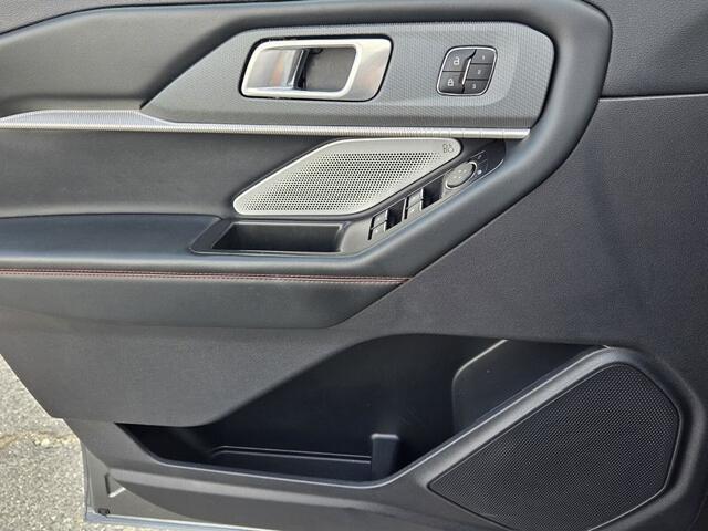 2025 Ford Explorer - $46,094