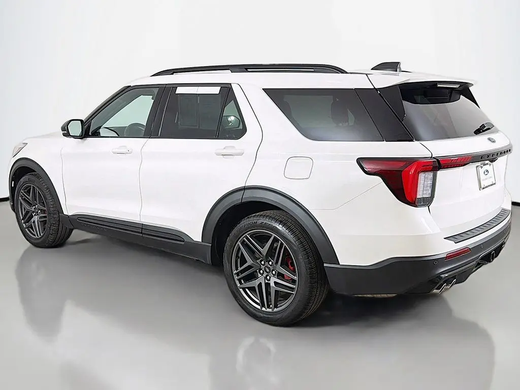 2025 Ford Explorer - $43,399