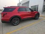 2025 Explorer Thumbnail 4