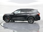 2025 Explorer Thumbnail 8