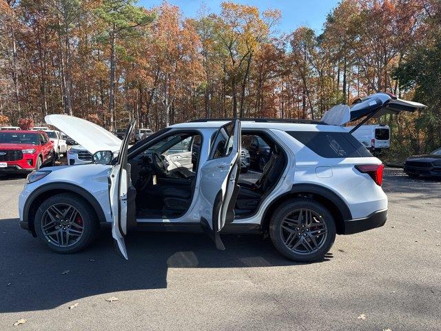 2026 Ford Explorer - $53,180