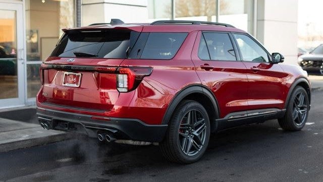 2025 Ford Explorer ST