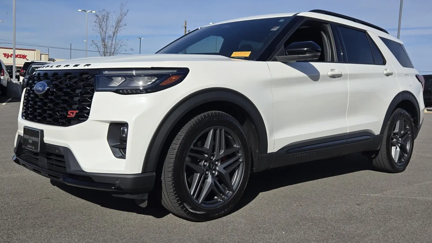 2025 Ford Explorer ST