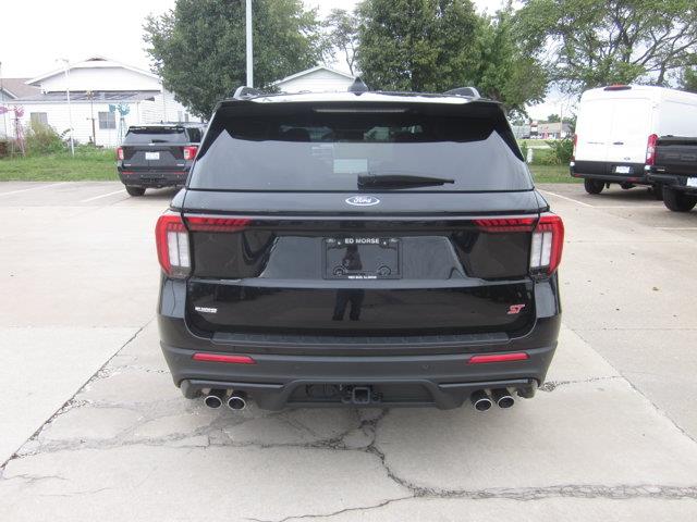 2025 Ford Explorer - $45,978