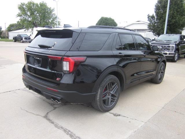 2025 Ford Explorer - $45,978