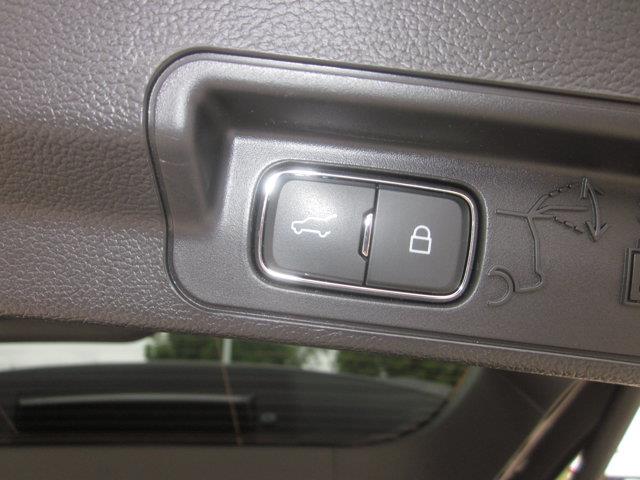 2025 Ford Explorer - $45,978