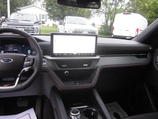 2025 Ford Explorer - $45,978