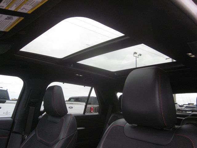 2025 Ford Explorer - $45,978