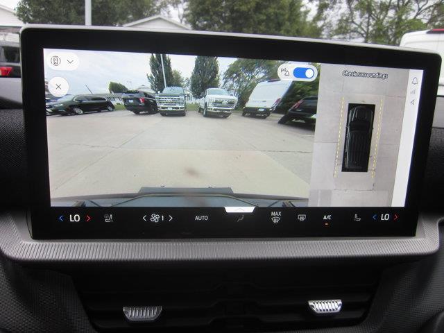 2025 Ford Explorer - $45,978
