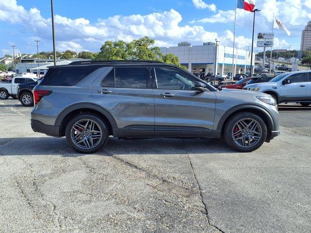 2025 Ford Explorer - $45,000