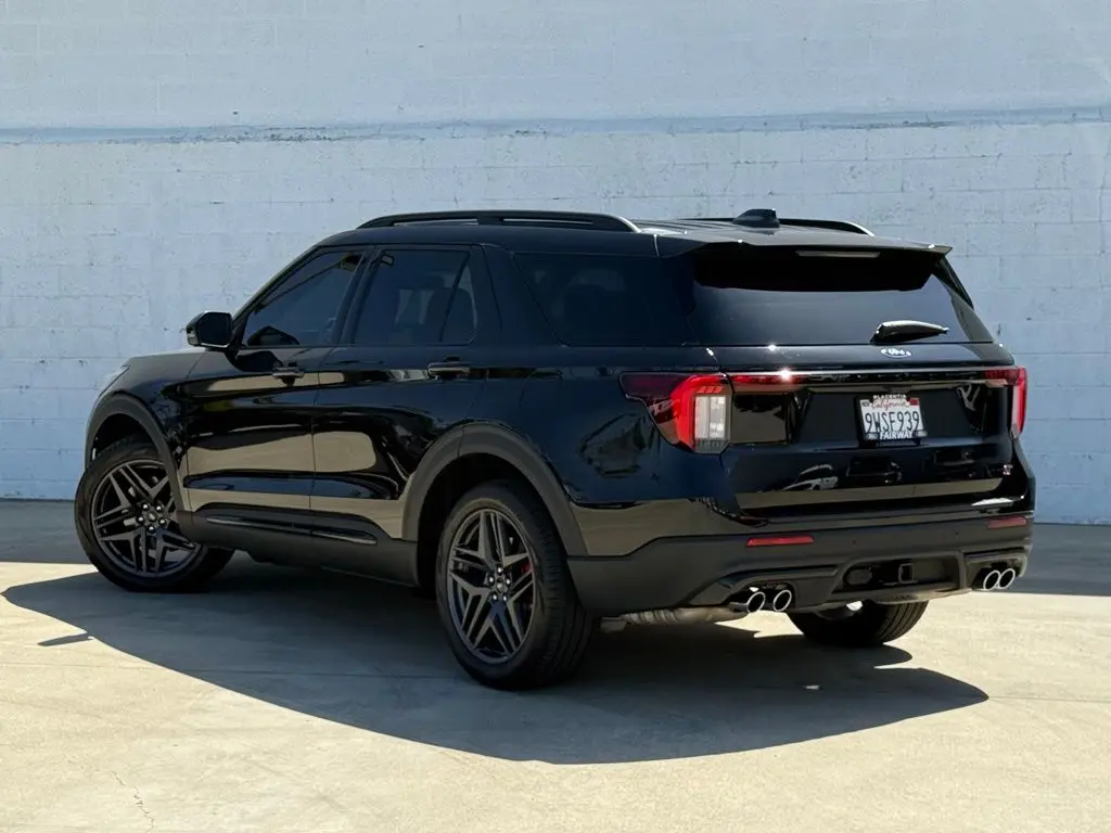 2026 Ford Explorer - $52,589