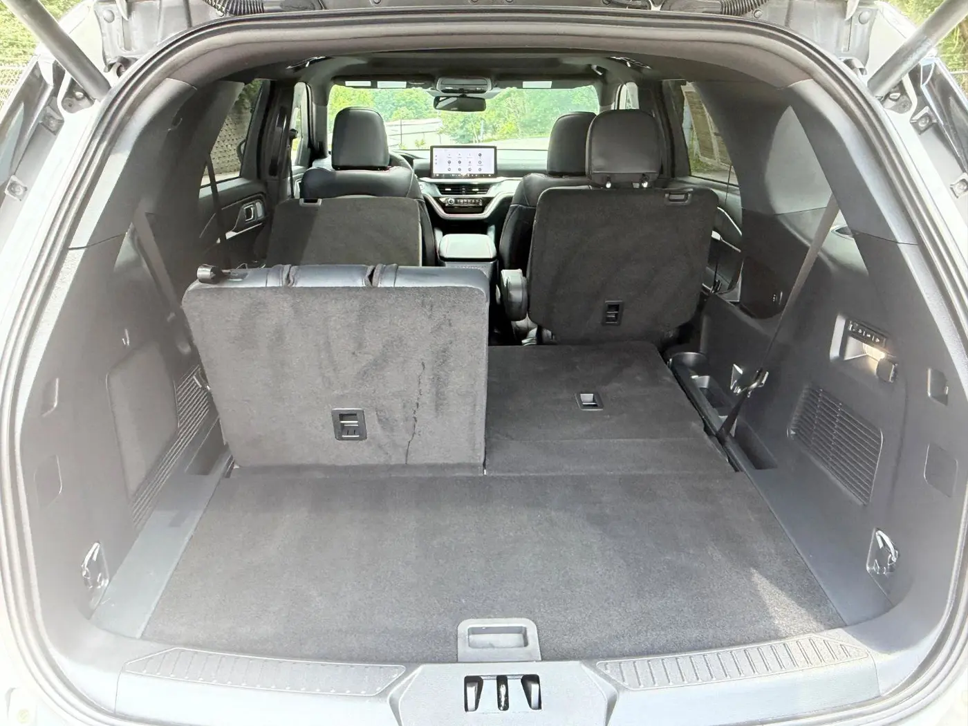 2026 Ford Explorer - $58,781